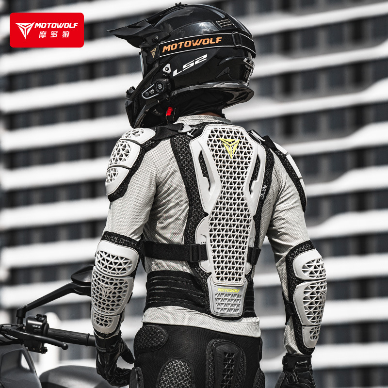 モトウルフ オートバイ ボディアーマージャケット メンズ C - Motorcycle Gear Adventure のレビューと価格