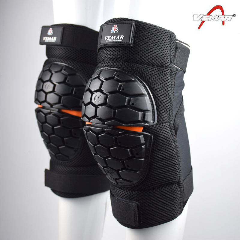 Vemar-男性用のオートバイの膝と肘のパッド,アウトドアス - Motorcycle Gear Alpine のレビューと価格